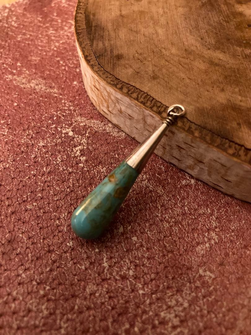 中古珍美品 フォッシルターコイズ滴型 ペンダントネックレス