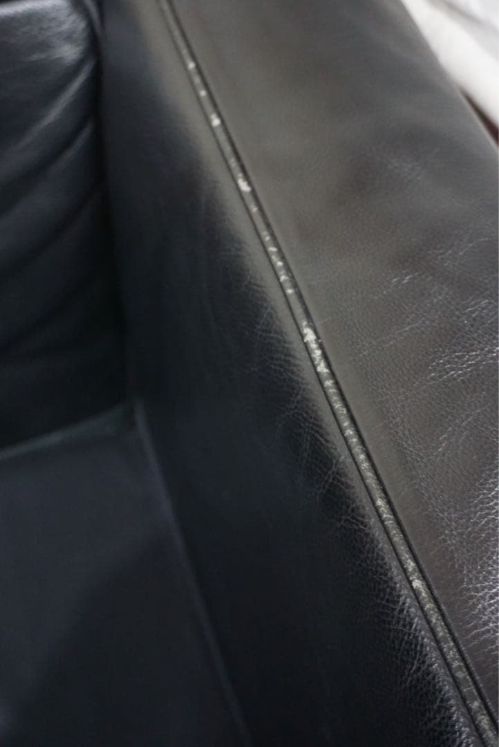 IDC大塚家具 黒総本革 LC2 ル・コルビジェ リプロダクトソファ