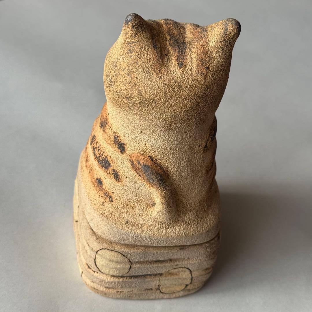 長田恵さん猫の陶器の入れ物と箸置きセット