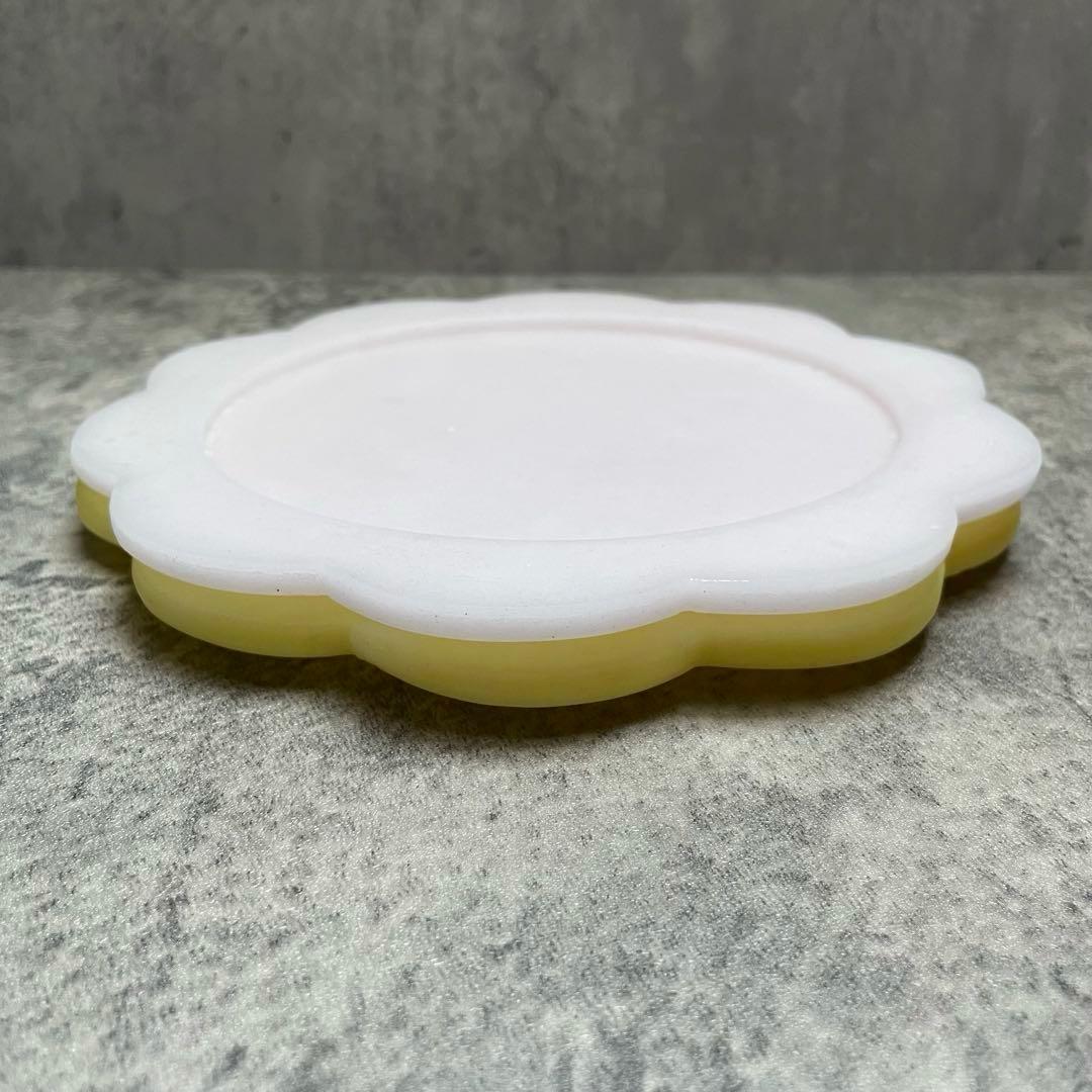 値下中　未使用　ガラス　井上枝利奈さん　プレート　２枚セット　パートドヴェール