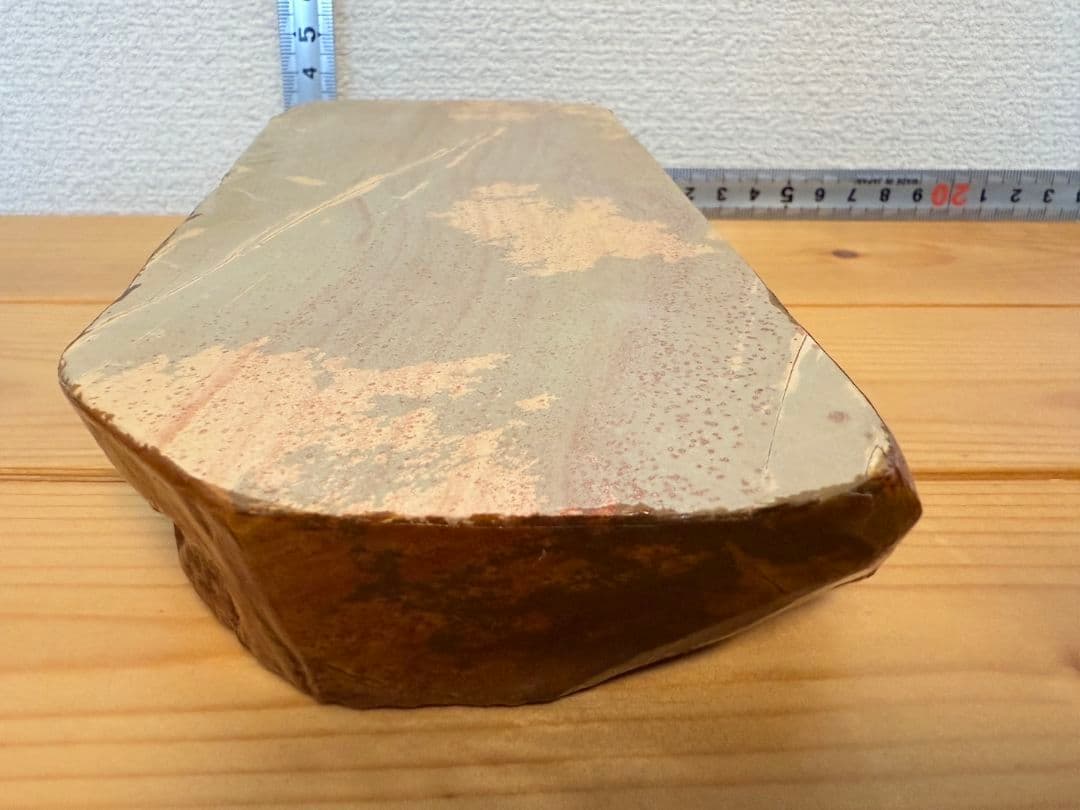 天然砥石　山不明　仕上げ砥石　蓮華　鯰入り