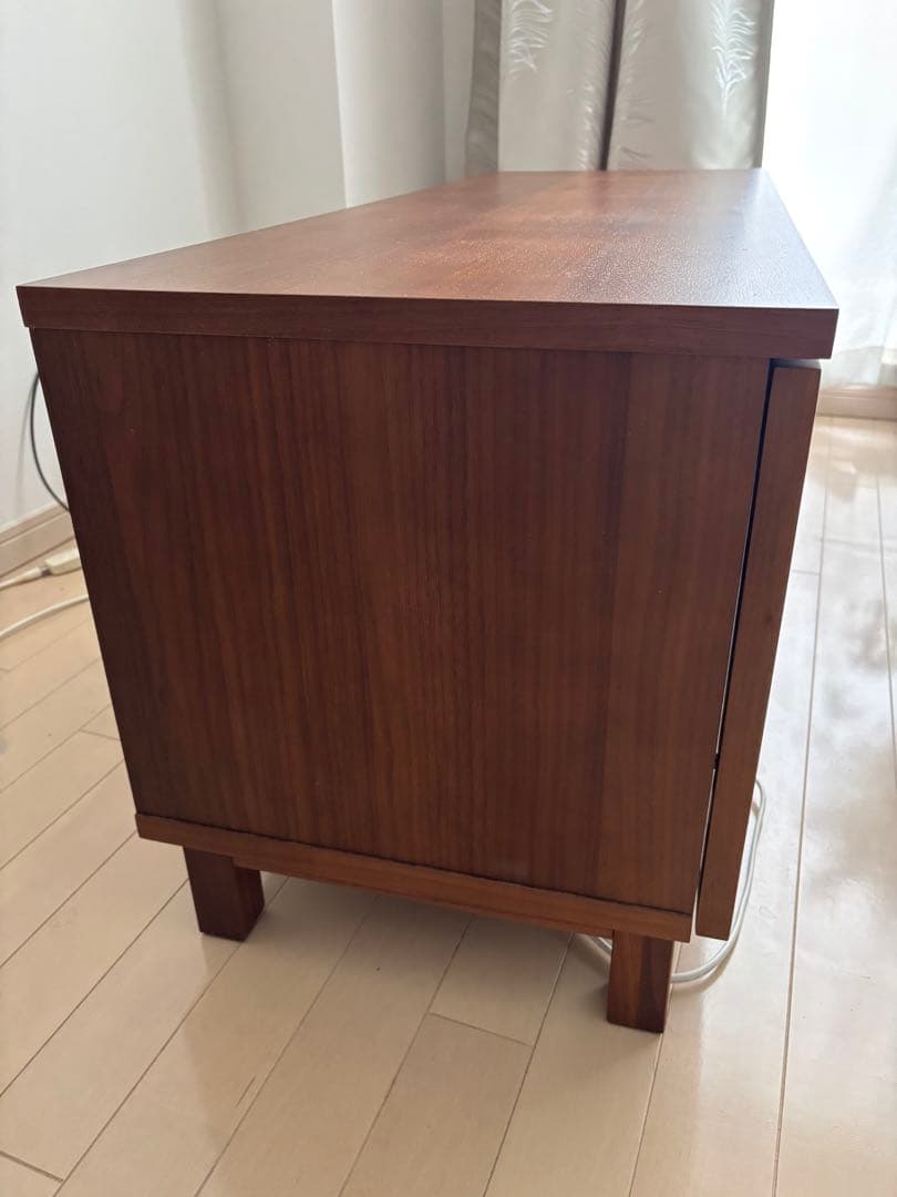 無印良品　ウォールナット　木製テレビ台 ガラス扉付き