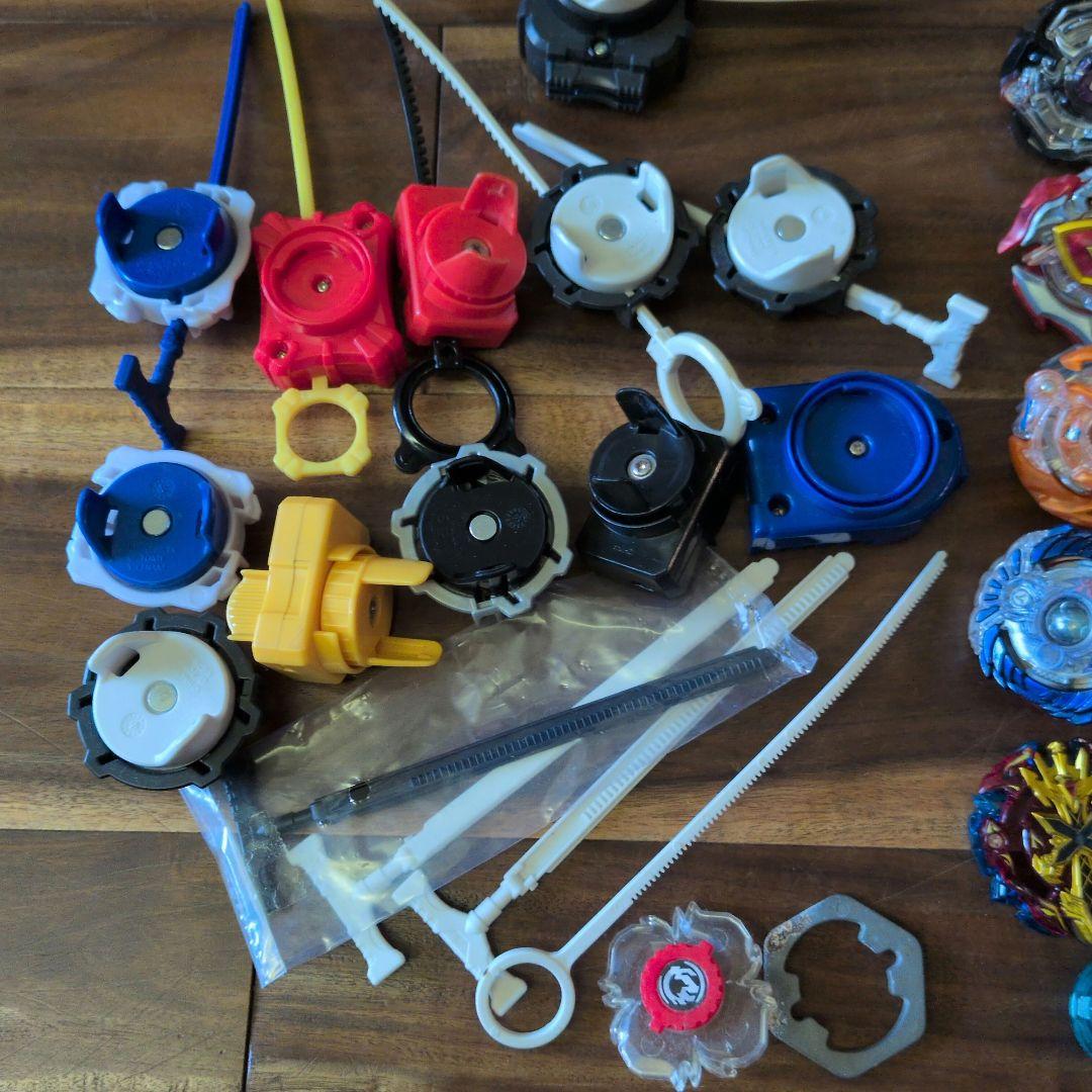 ベイブレードバースト まとめ売り！ 無限ベイスタジアム付き