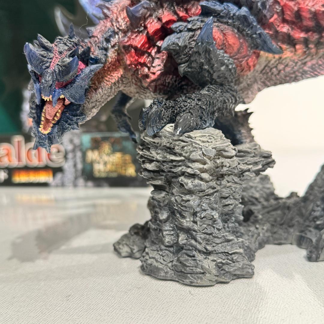 クリエイターズモデル 斬竜 ディノバルド 復刻版 フィギュア - メルカリ