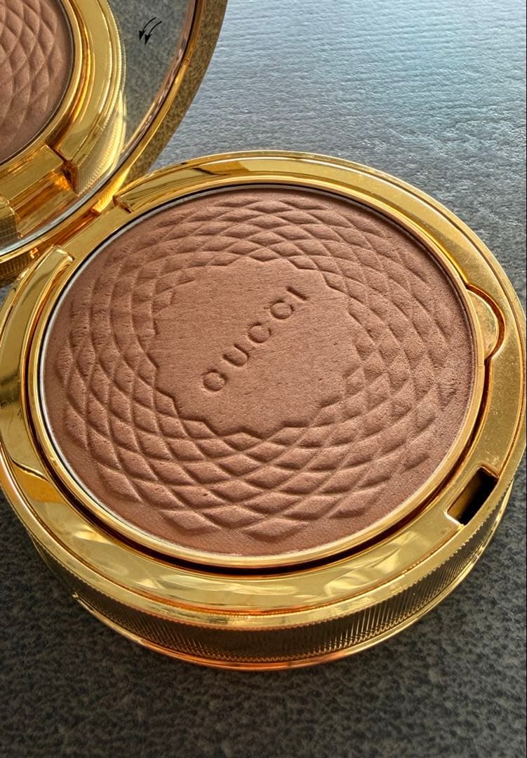 GUCCI ブロンジングパウダー 03