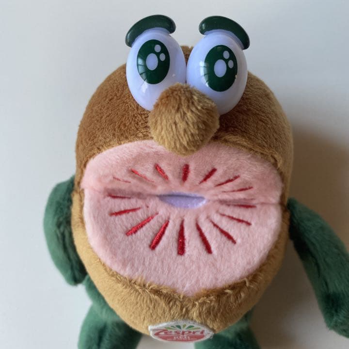 レア！キウイブラザーズ レッド ぬいぐるみ ゼスプリ 人形 - メルカリ