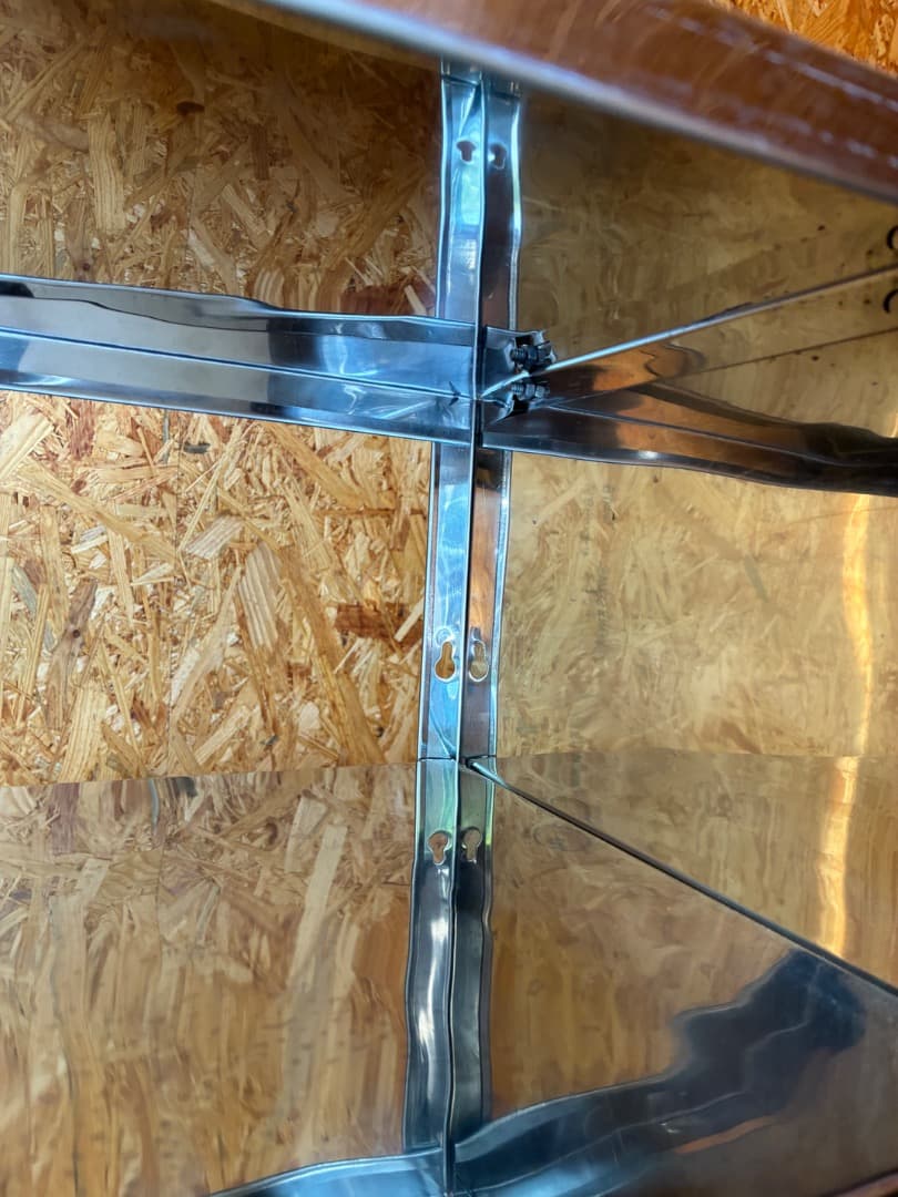 大型インディアンキッチンラック［中古］　ステンレス　壁付け　食器棚