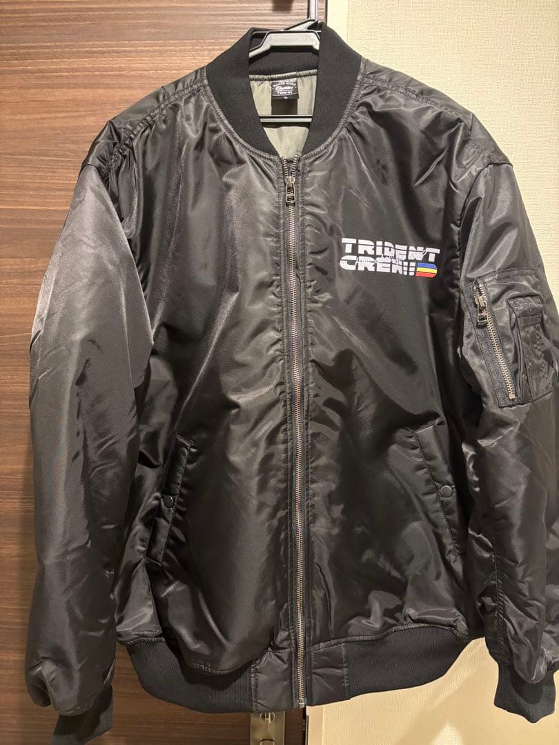 TRiDENT スタジャン　Tシャツ