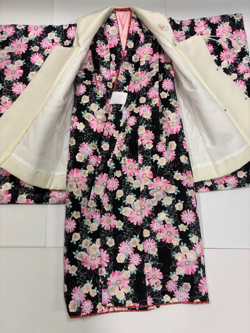 七五三　3歳女の子　着物と被布　ひさかたろまん　薔薇と秋桜　ラインストーン　新品
