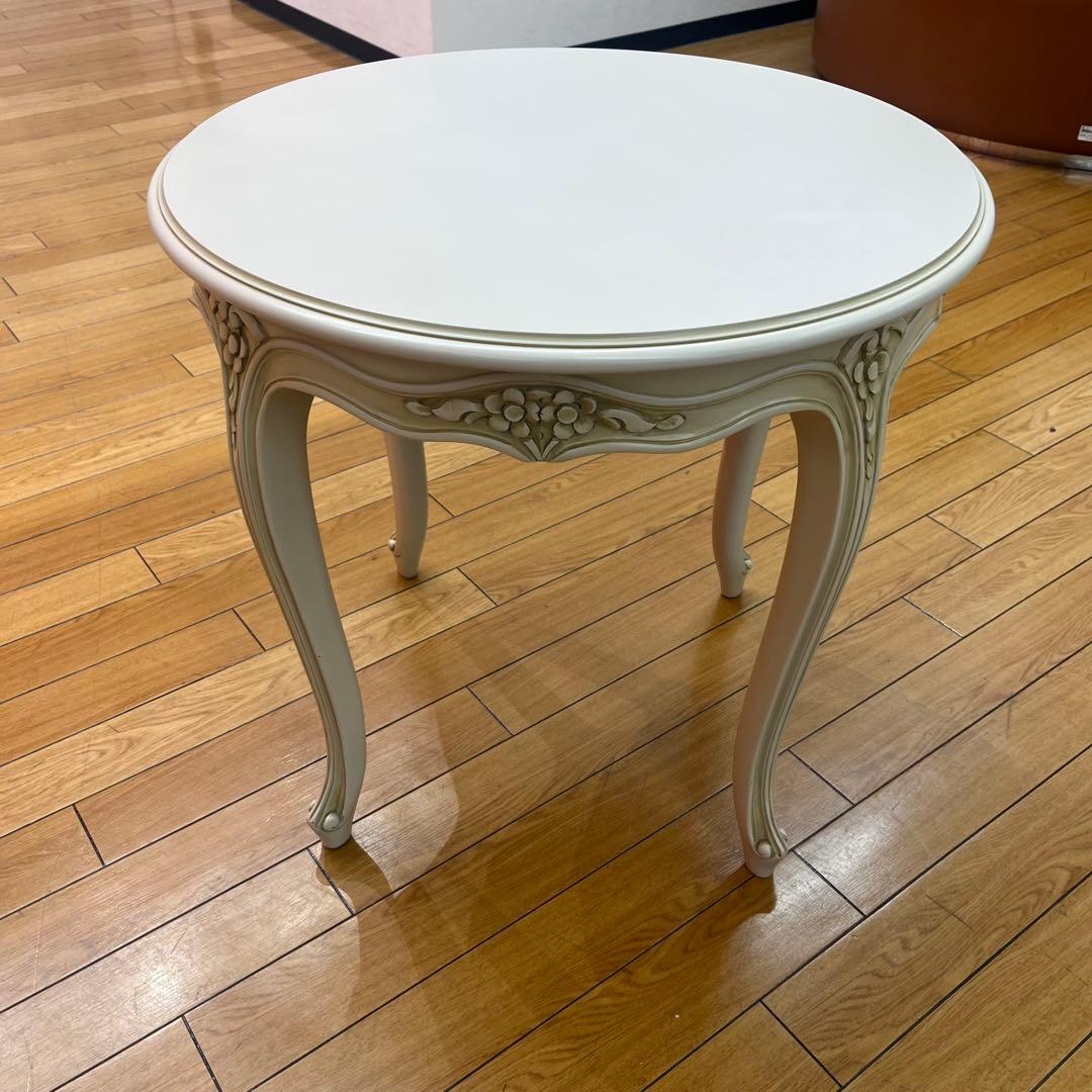 カリモク　ドマーニシリーズ　ルイ15世 丸型サイドテーブル