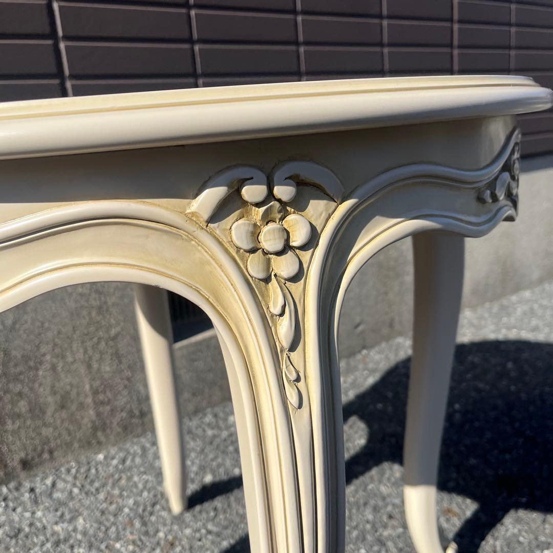 カリモク　ドマーニシリーズ　ルイ15世 丸型サイドテーブル