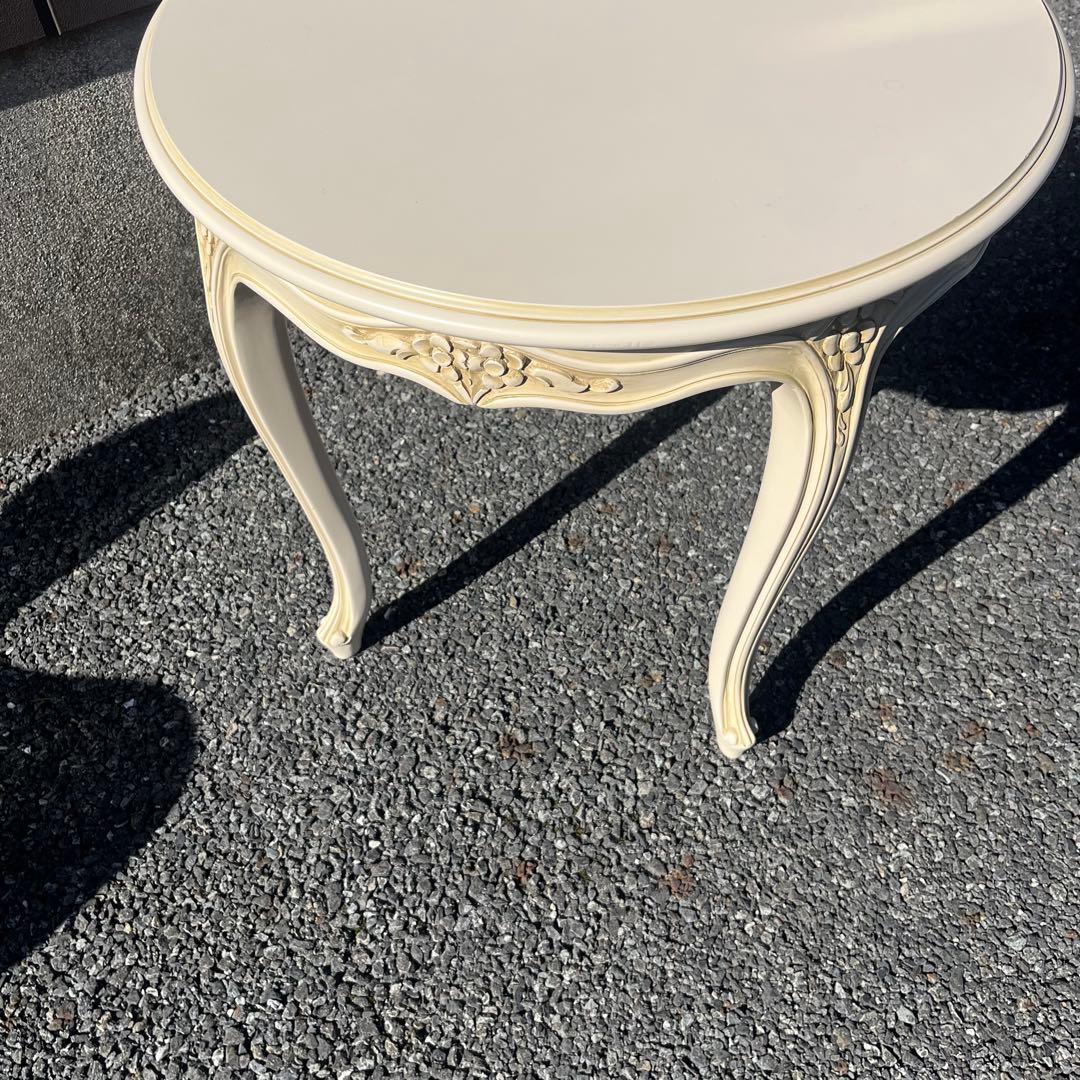 カリモク　ドマーニシリーズ　ルイ15世 丸型サイドテーブル