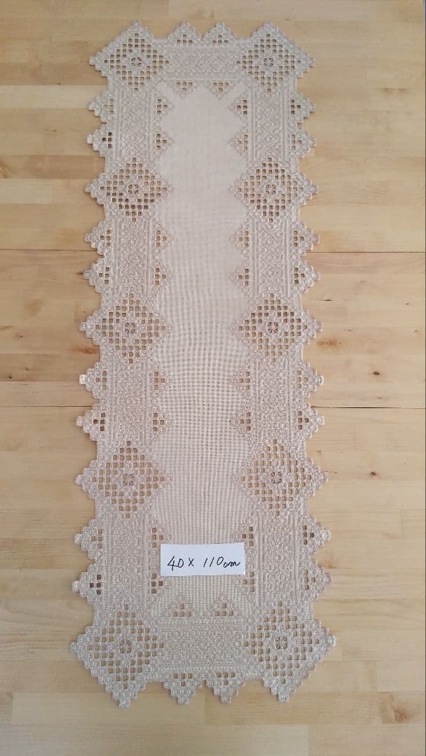 ★20％OFF★ハーダンガー刺繍（ハンドメイド）テーブルクロス 40x110cm