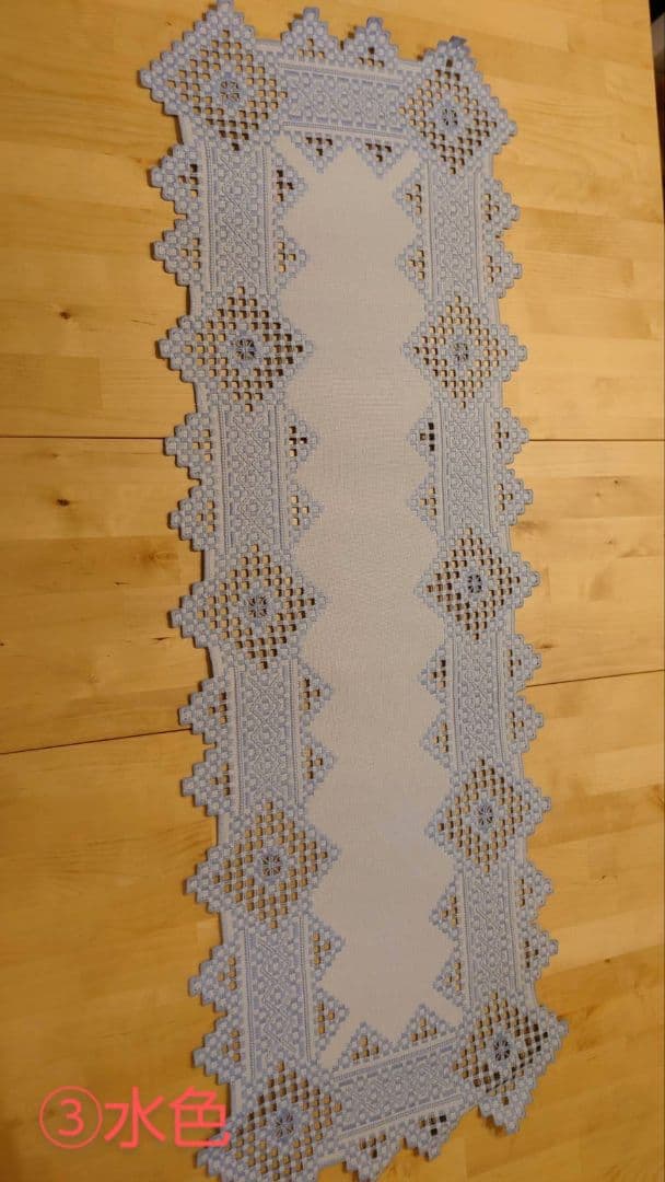 ★20％OFF★ハーダンガー刺繍（ハンドメイド）テーブルクロス 40x110cm