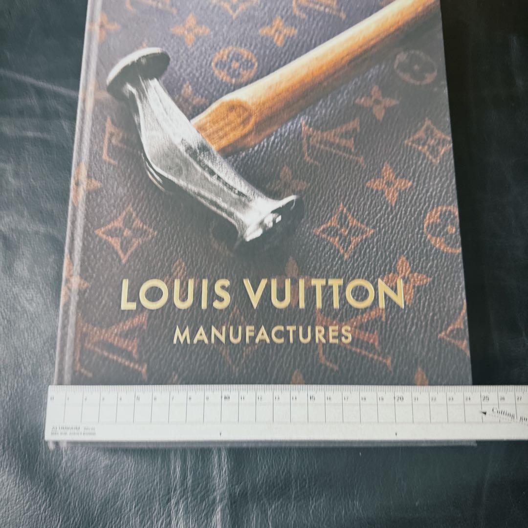 【オマケ付き】LOUIS VUITTON 大きなアートブック【美品】