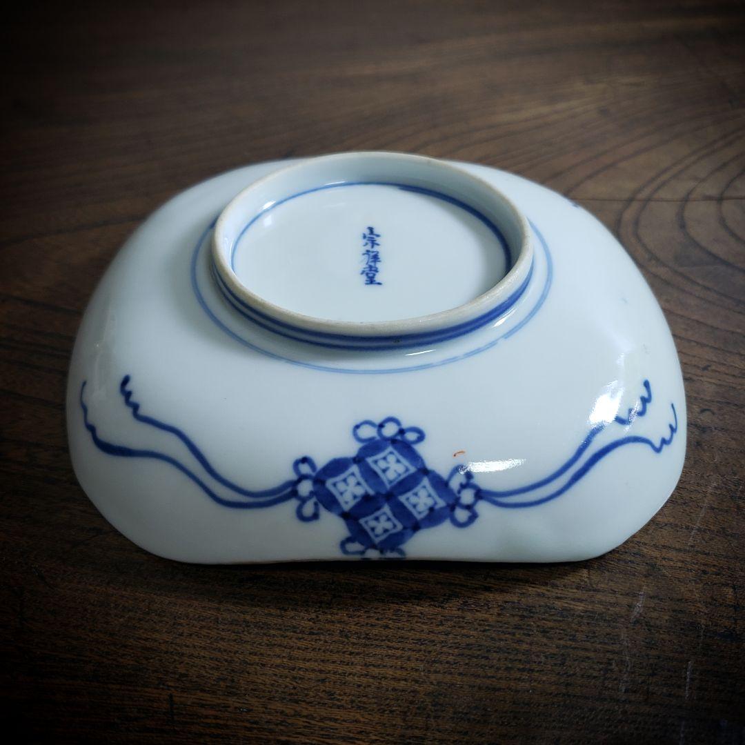 角皿 古伊万里 色絵 獅子 麒麟 七宝紋 唐花草 銘 明治 大正 訳あり