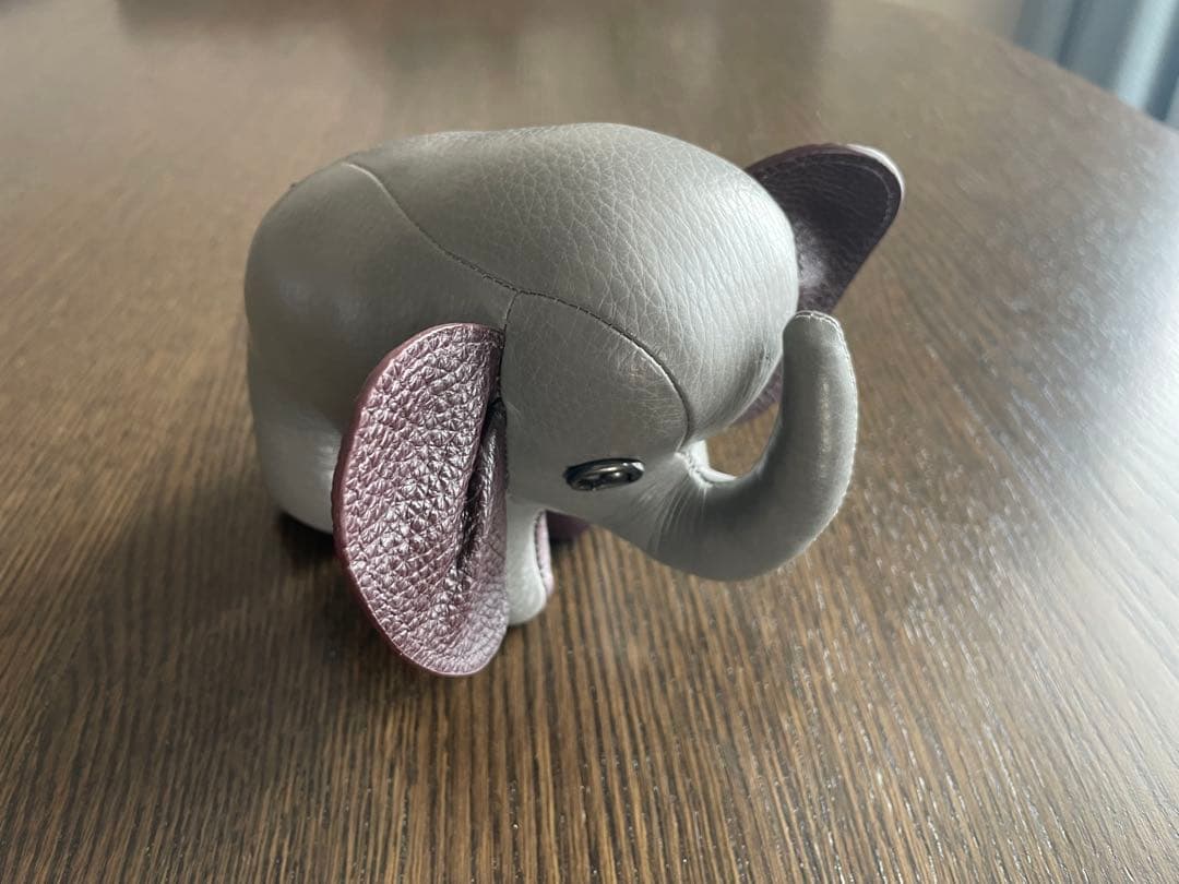 coach コーチ　置物　エレファントペーパーウェイト