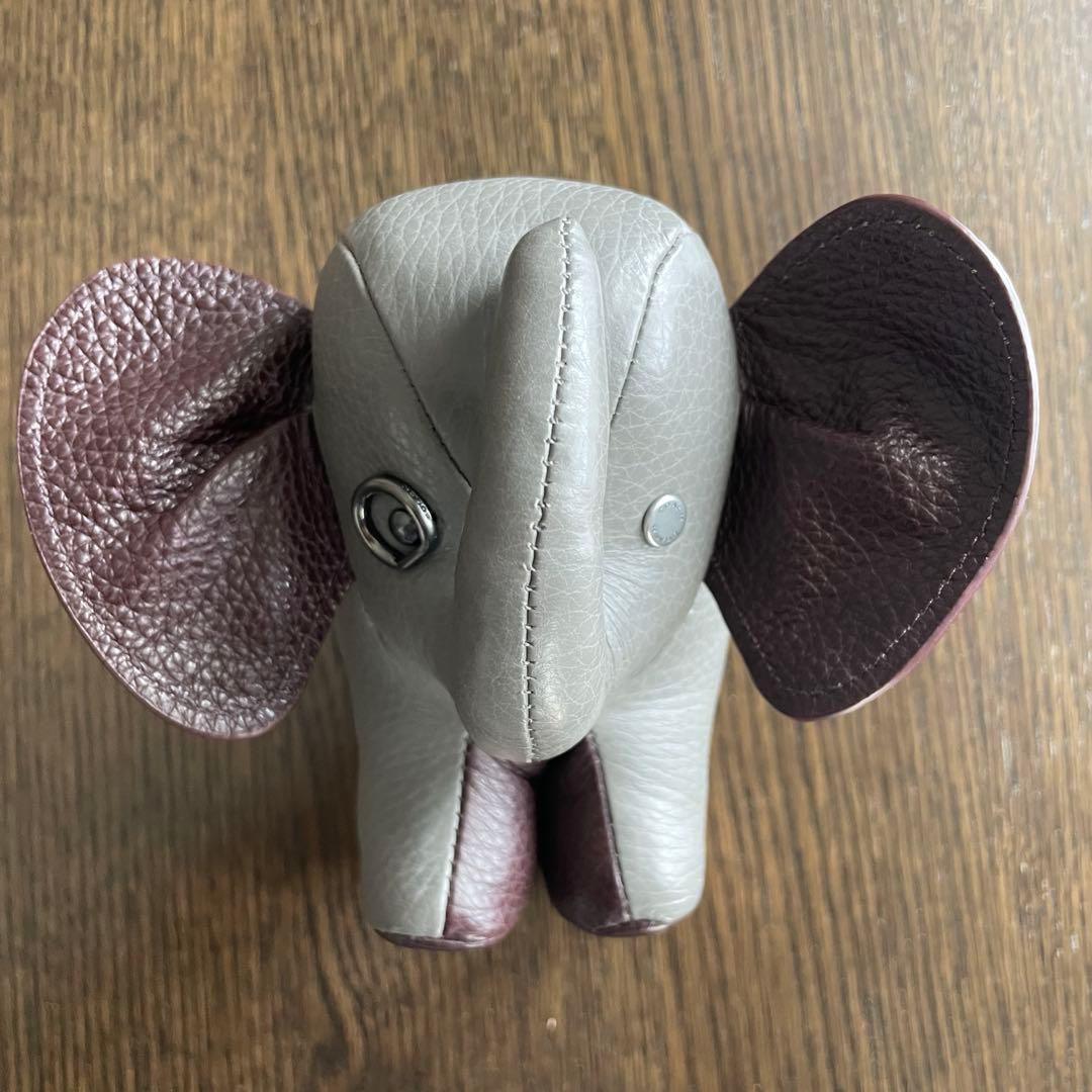coach コーチ　置物　エレファントペーパーウェイト