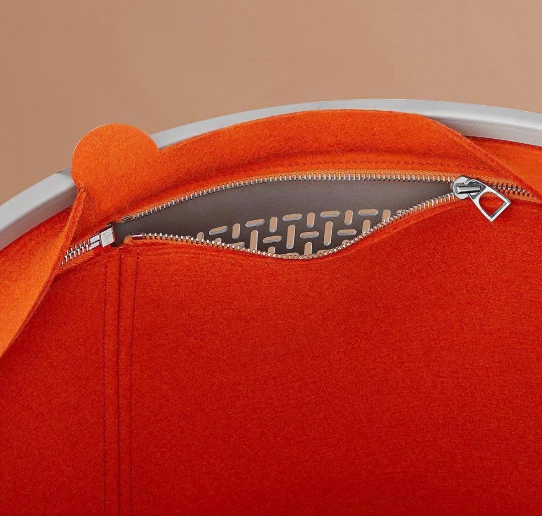 新品　エルメス 馬具缶 サドルボックス 《カルーセル》 入手困難 希少