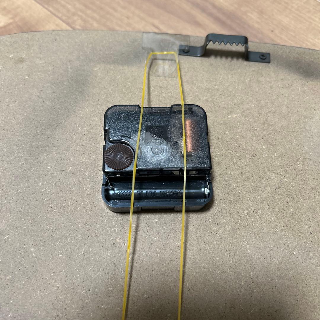 ヴィンテージデザインの壁掛け時計