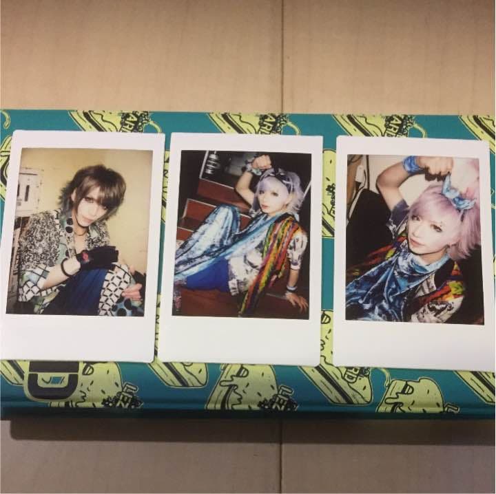 LEZARD TACC natsume チェキ - メルカリ