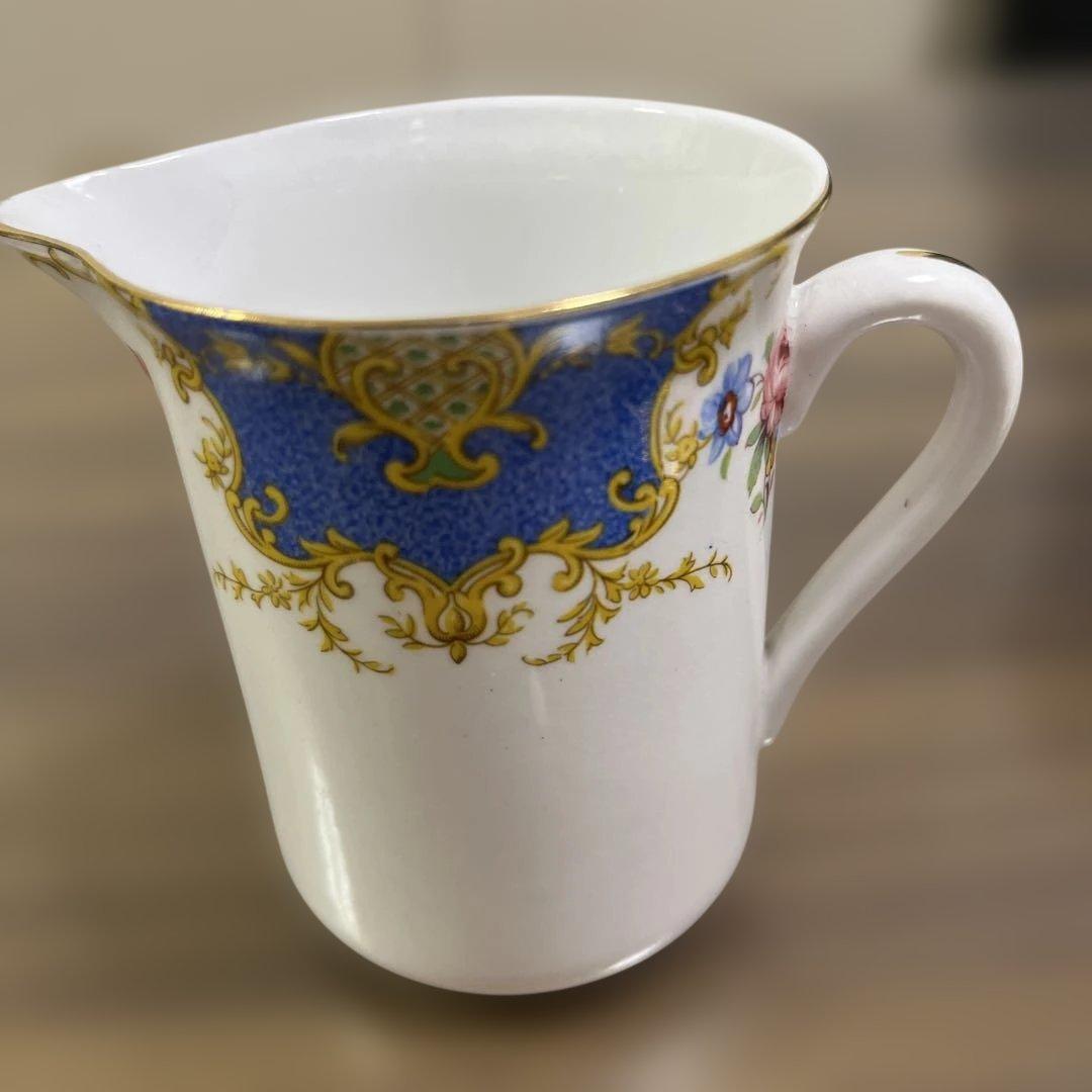 イギリスアンティーク　WINDSORの皿とミルクピッチャーのセット