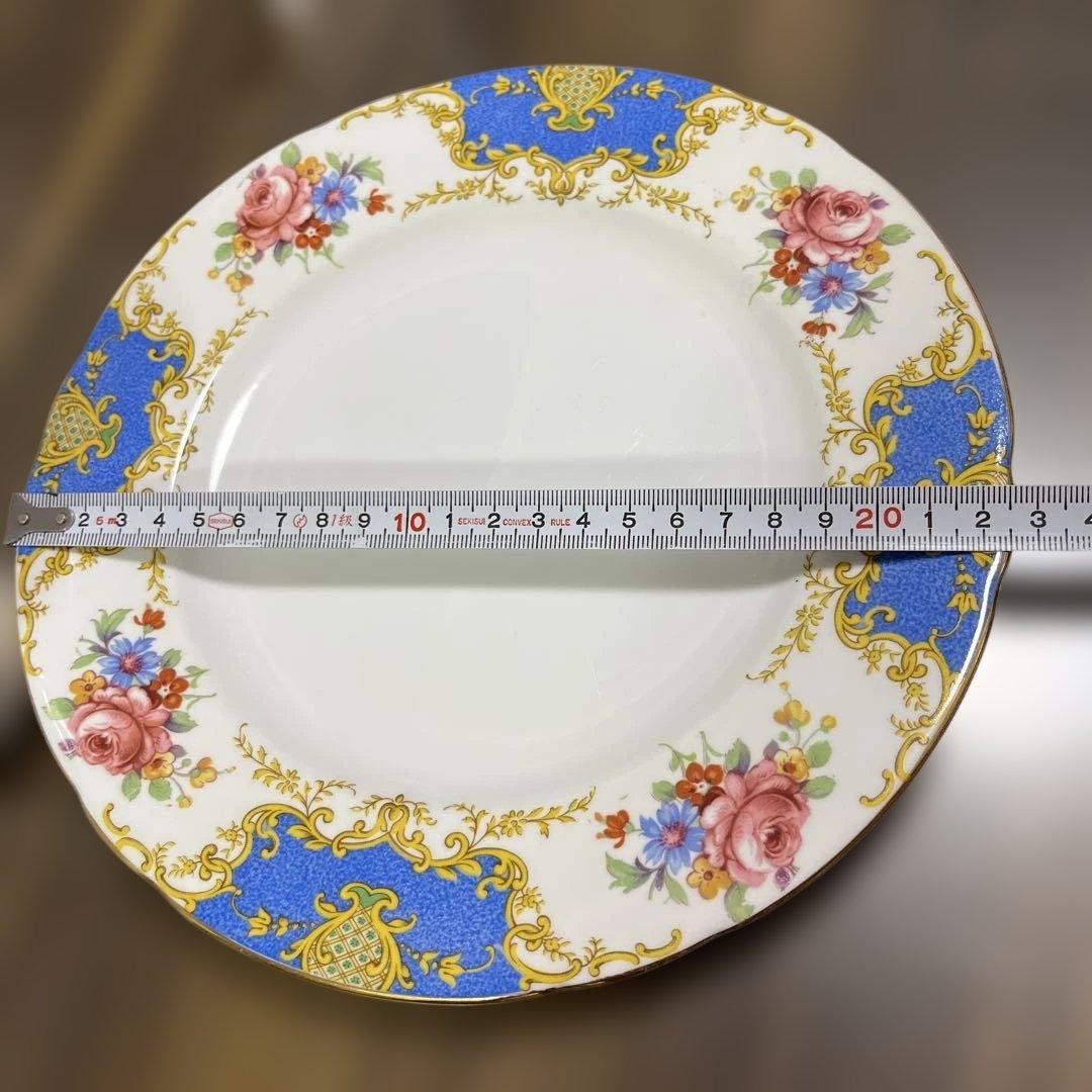 イギリスアンティーク　WINDSORの皿とミルクピッチャーのセット