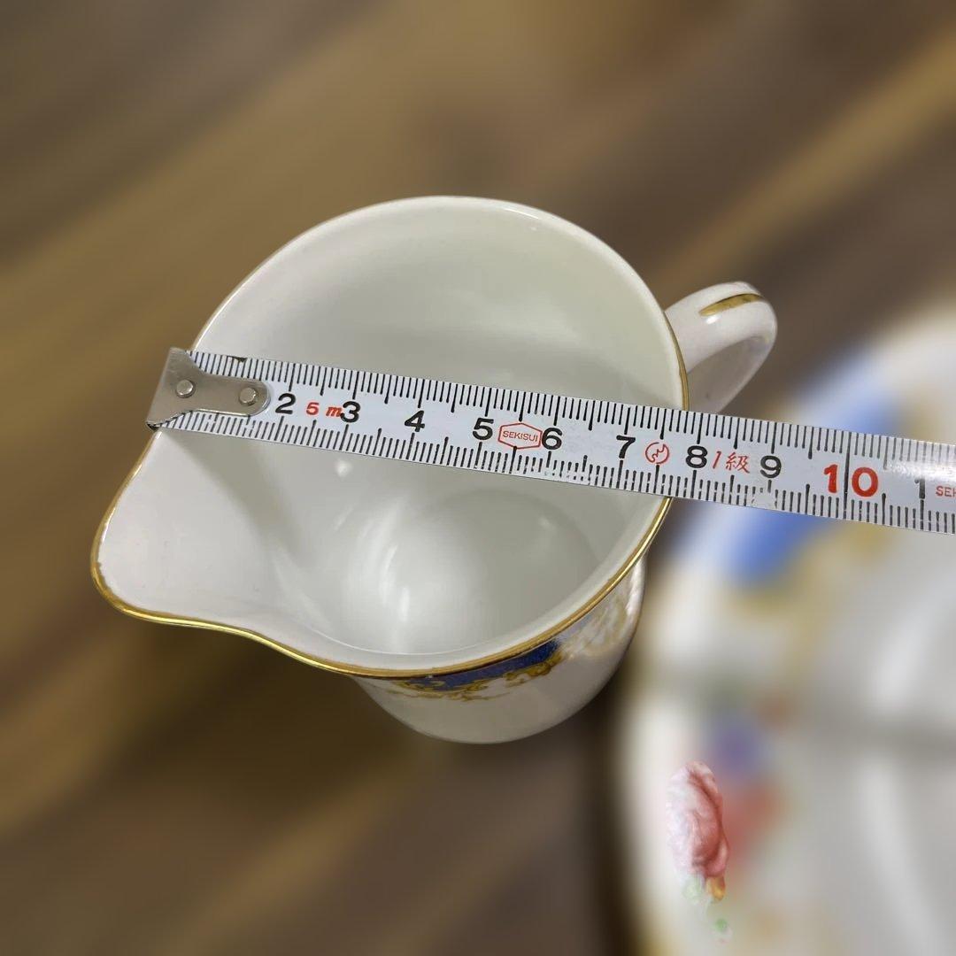 イギリスアンティーク　WINDSORの皿とミルクピッチャーのセット