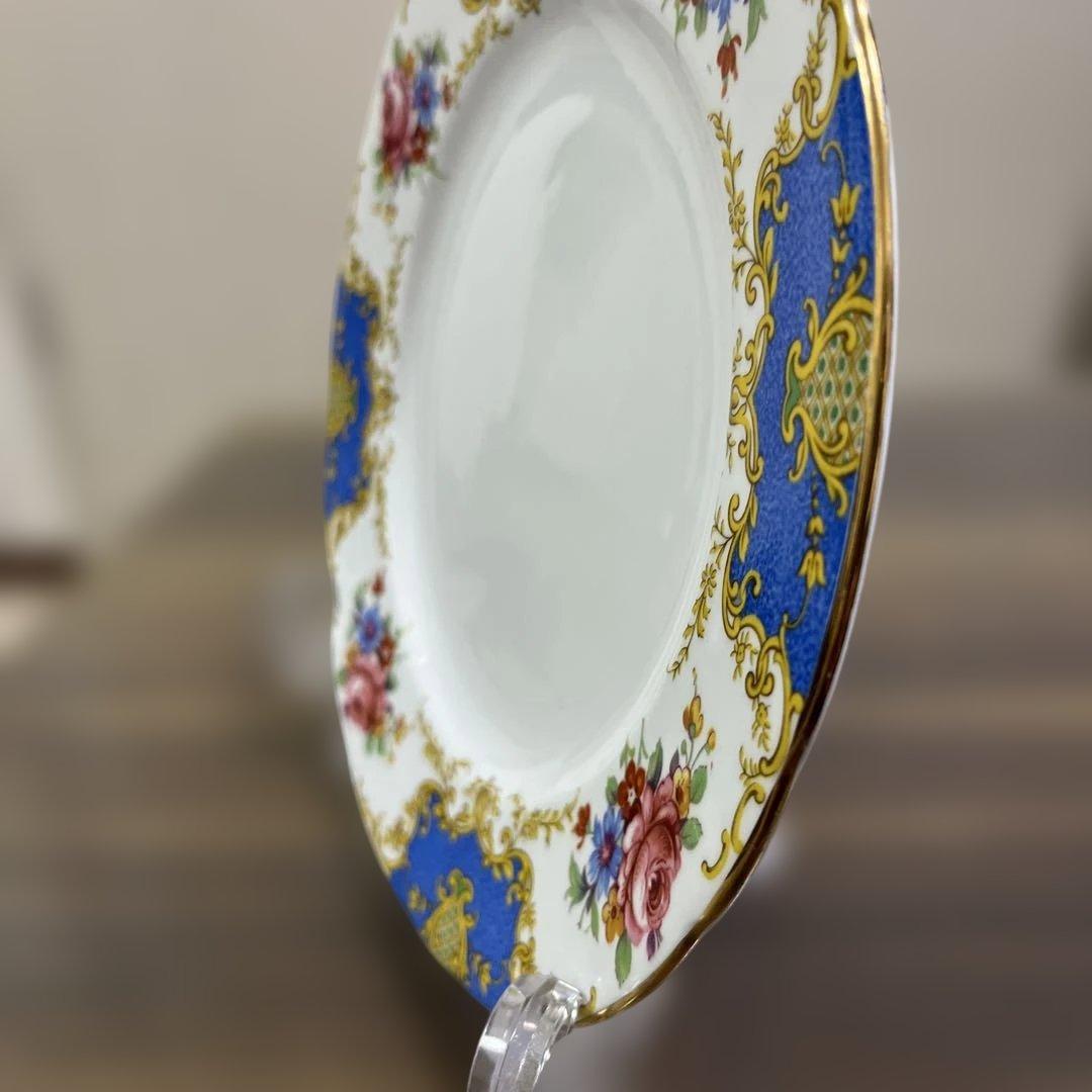 イギリスアンティーク　WINDSORの皿とミルクピッチャーのセット