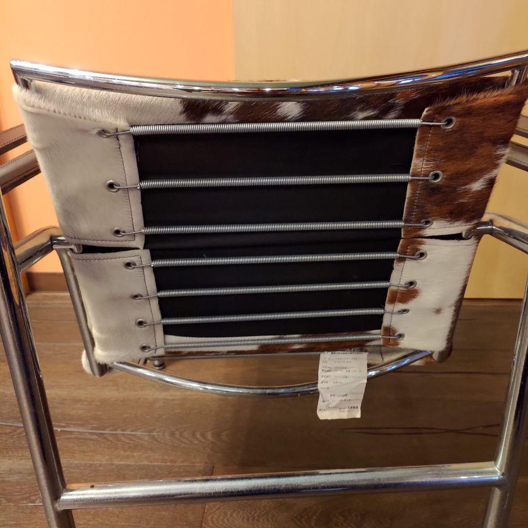 Le Corbusier ル・コルビュジエ モダンデザイン 椅子 牛革