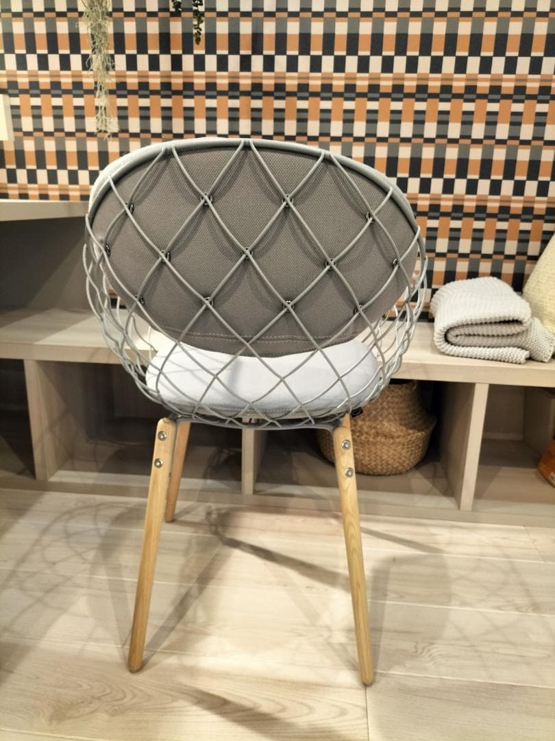 H様専用】チェア1脚◇ピーニャアームチェア 展示品 (JTH06) - メルカリ