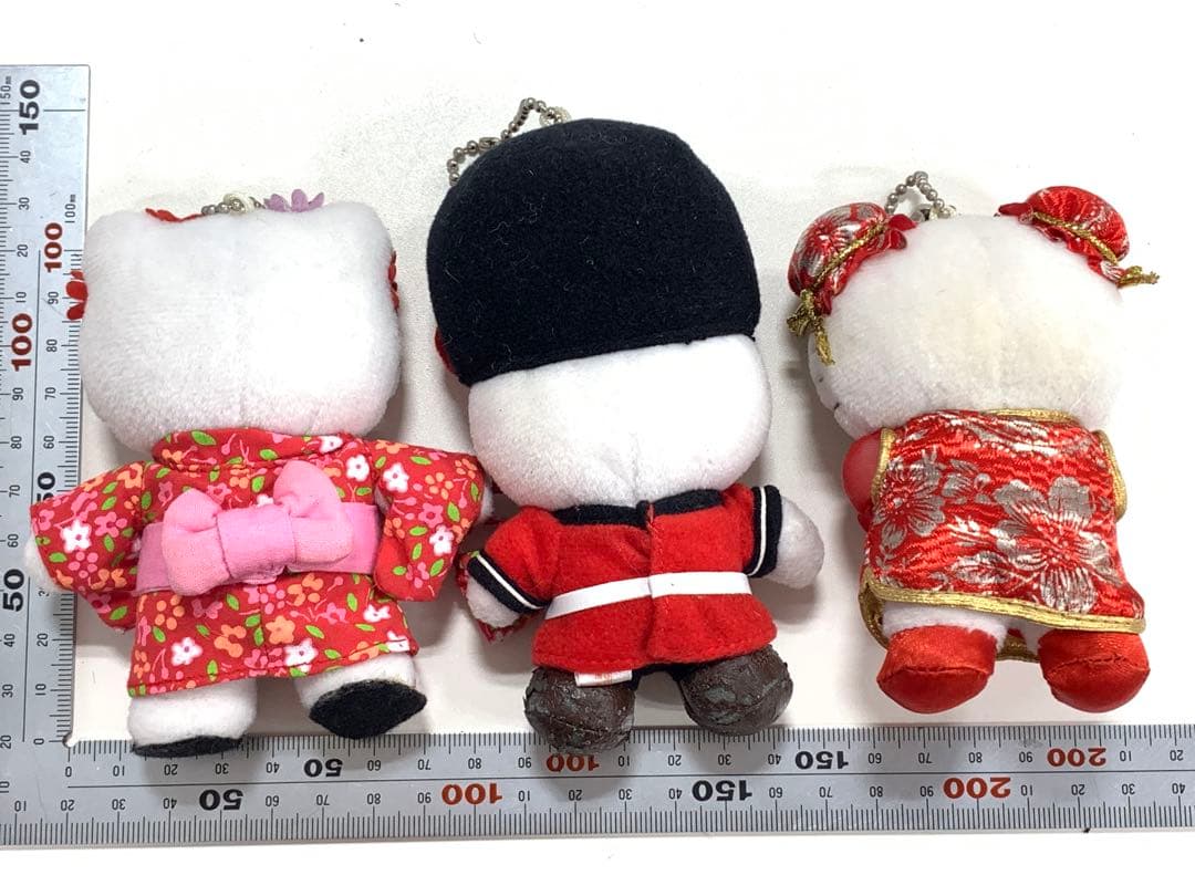 サンリオ　ハローキティ　ロンドン　着物　チャイナドレ　ぬいぐるみ