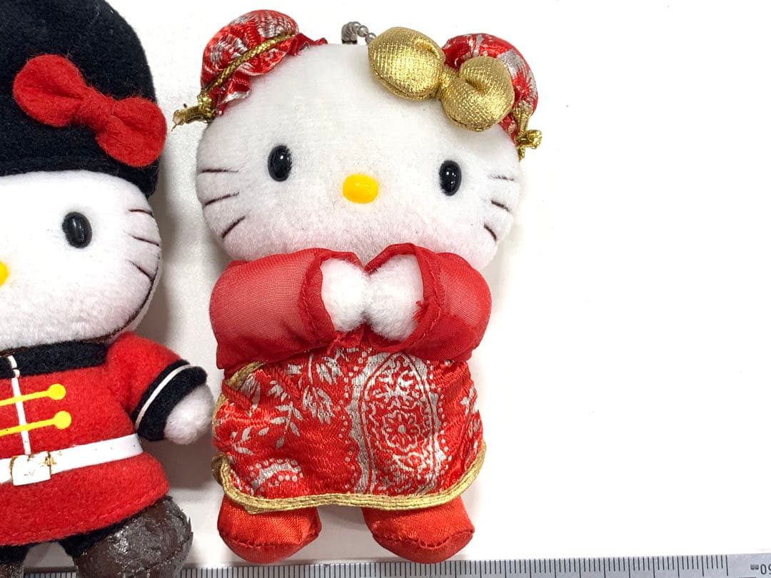 サンリオ　ハローキティ　ロンドン　着物　チャイナドレ　ぬいぐるみ