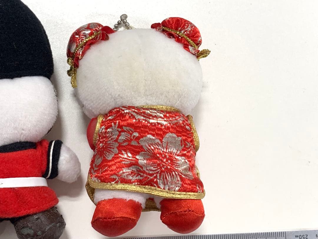 サンリオ　ハローキティ　ロンドン　着物　チャイナドレ　ぬいぐるみ