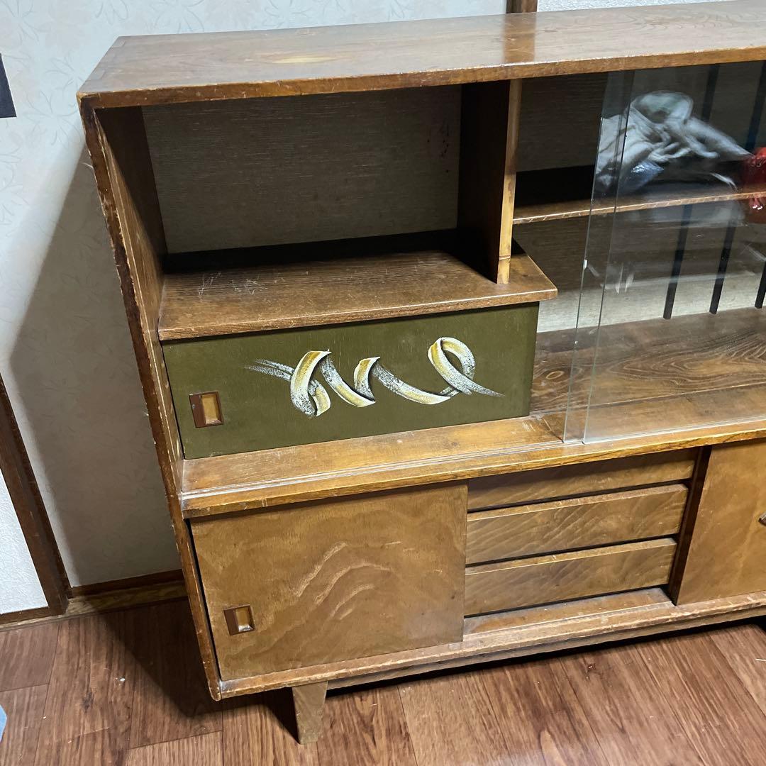 ヴィンテージ家具　ミッドセンチュリー　サイドボード　アンティーク　レトロ　飾り棚