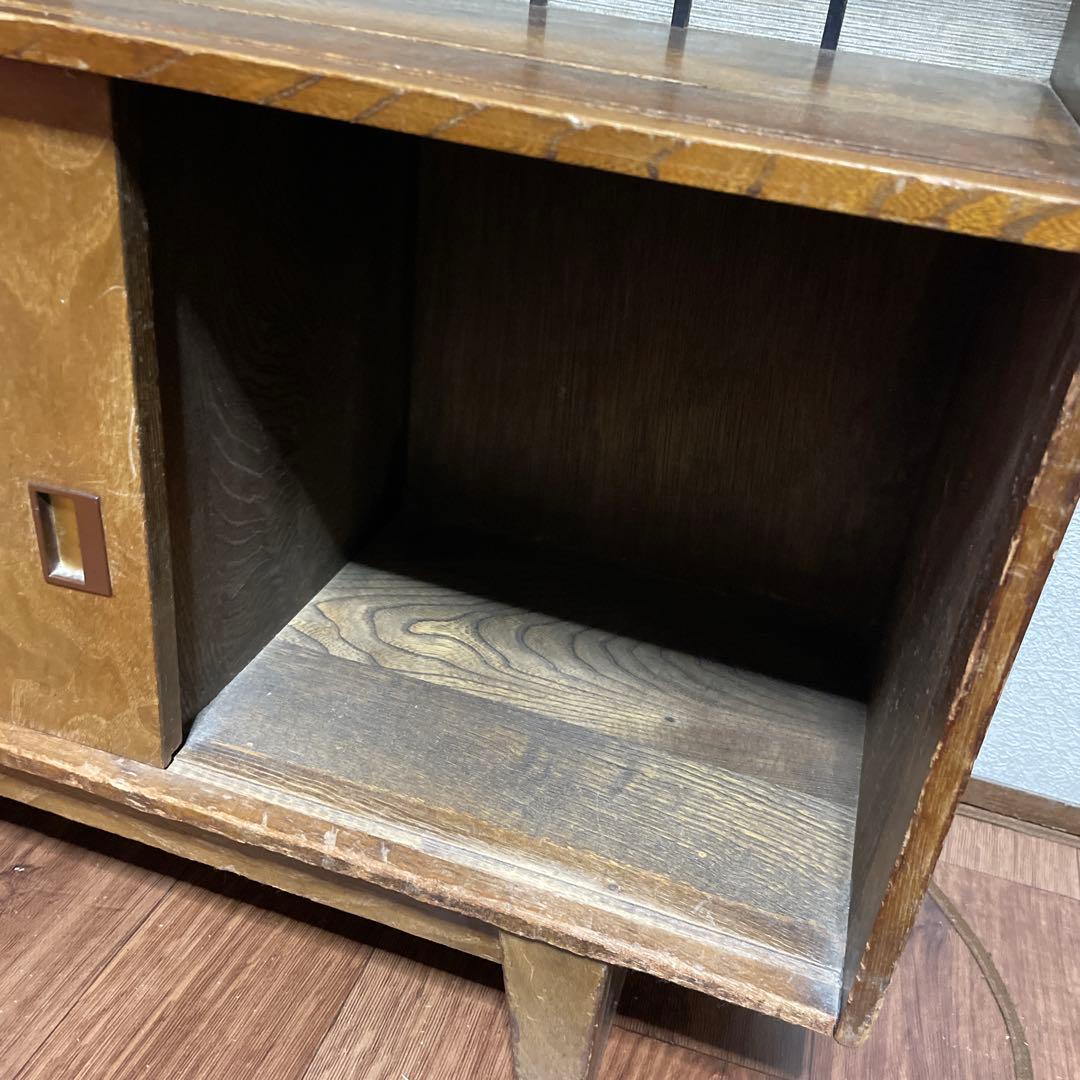 ヴィンテージ家具　ミッドセンチュリー　サイドボード　アンティーク　レトロ　飾り棚