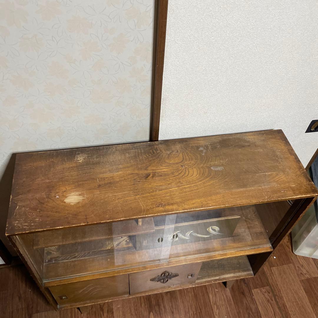 ヴィンテージ家具　ミッドセンチュリー　サイドボード　アンティーク　レトロ　飾り棚