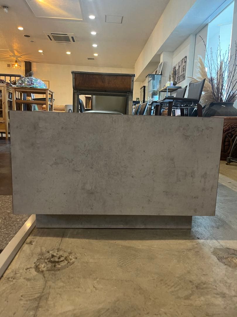 コンクリート調　ローテーブル