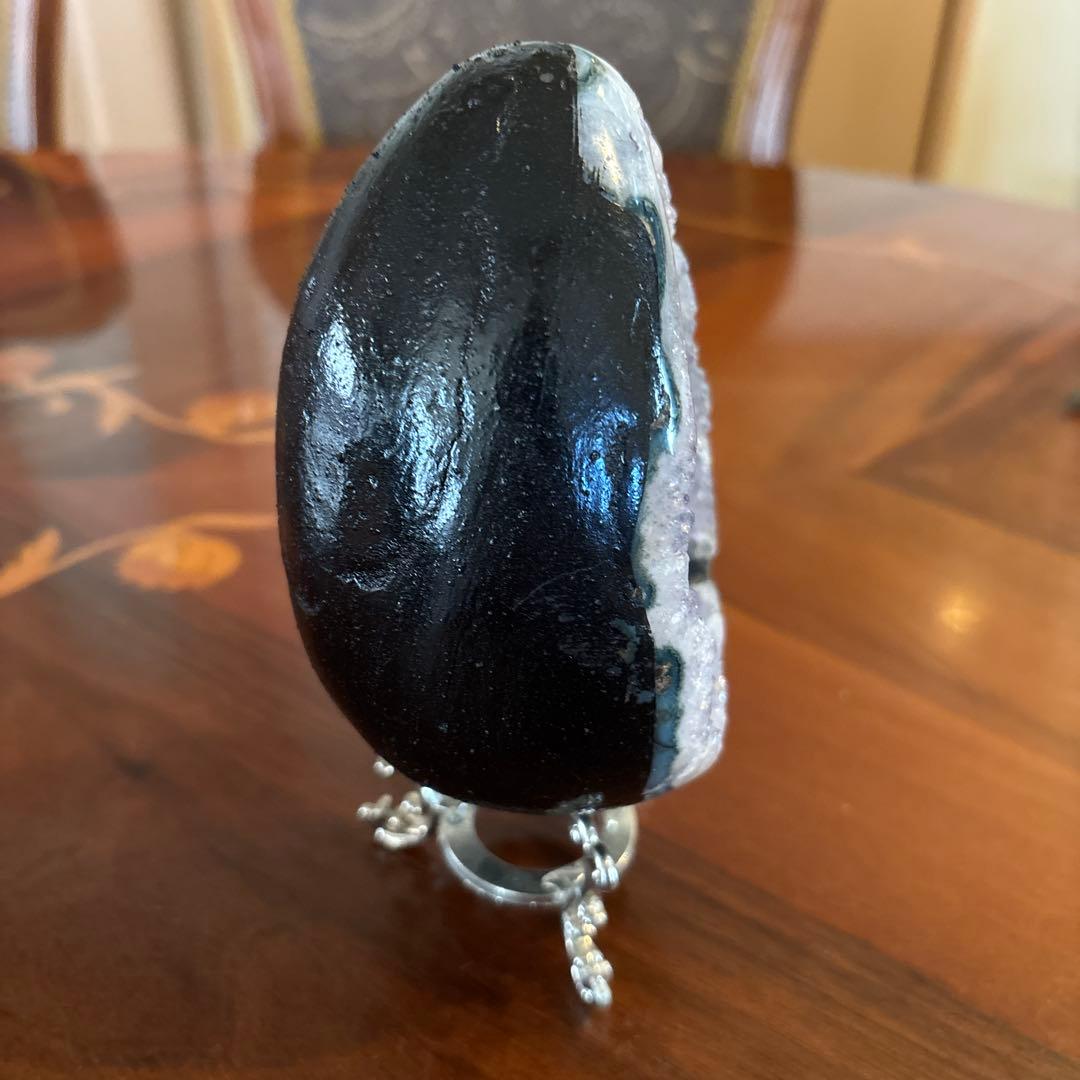 天然石♡ピカピカ♡アメジスト♡たまご♡大仏さま座ります♡台座付き