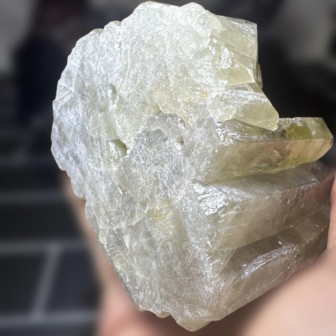 【高品質】シトリン 原石 クラスター 839g 台座付 おまけ付き