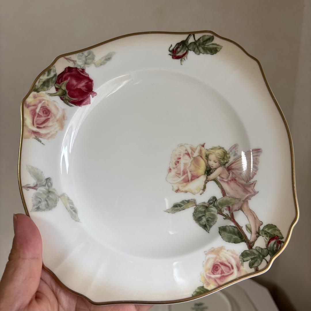 廃盤品☆ナルミ ボーンチャイナ フラワーフェアリーズ スクエア ケーキ