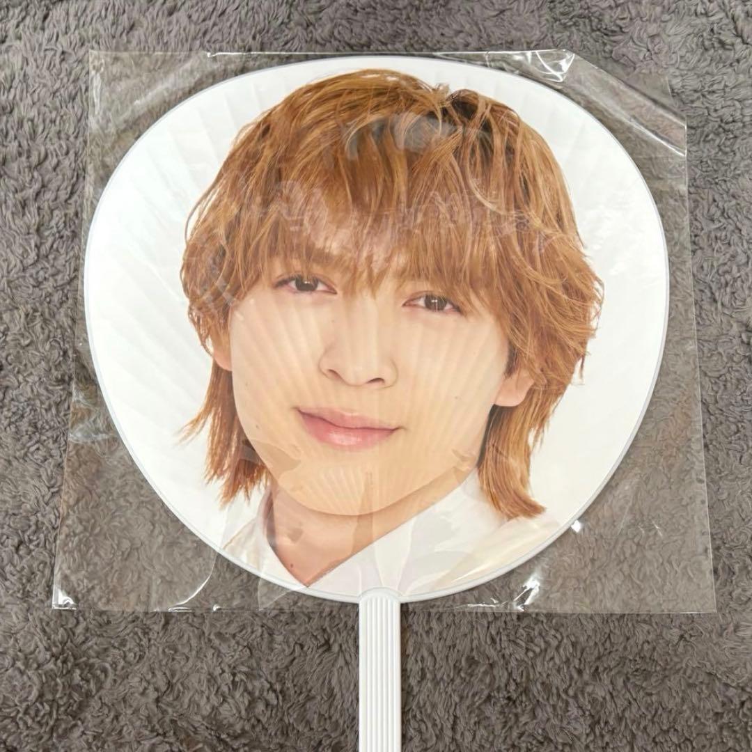 エビライ 2025 吉田仁人 うちわ - メルカリ