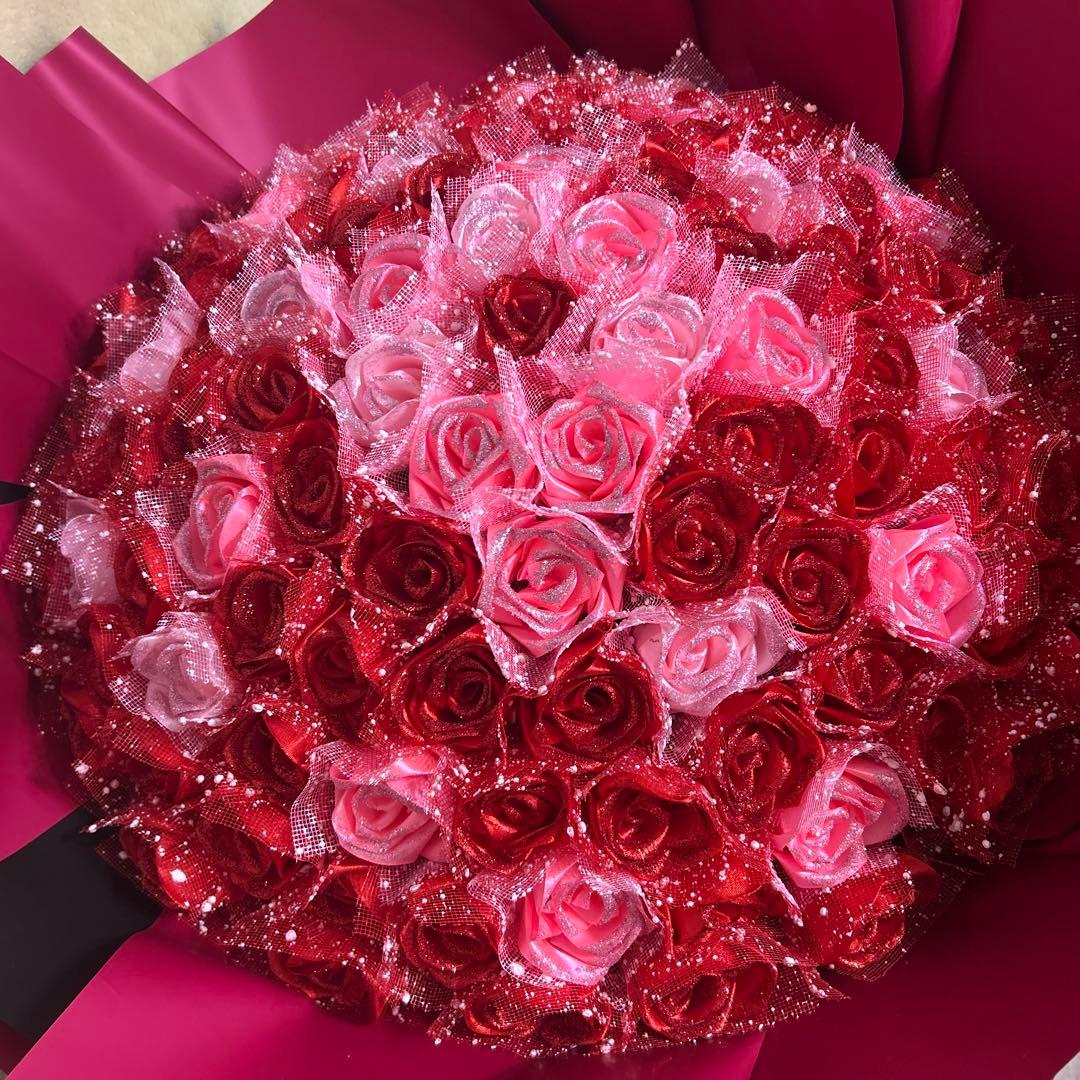 108本赤・ピンクバラブーケ ラメ付き❣️ プレゼント枯れない花永生