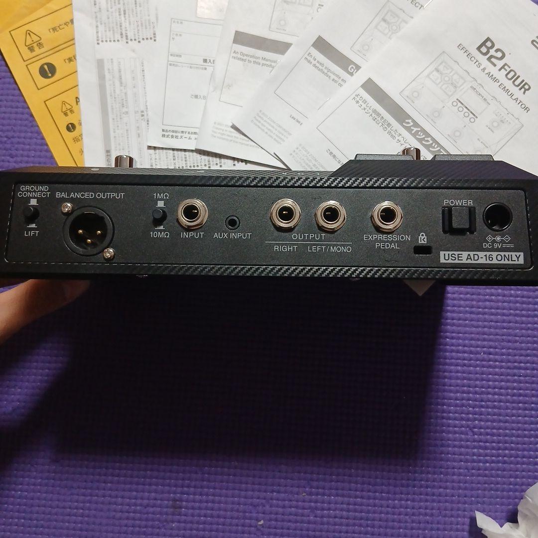 ZOOM B2 FOUR ベースエフェクター