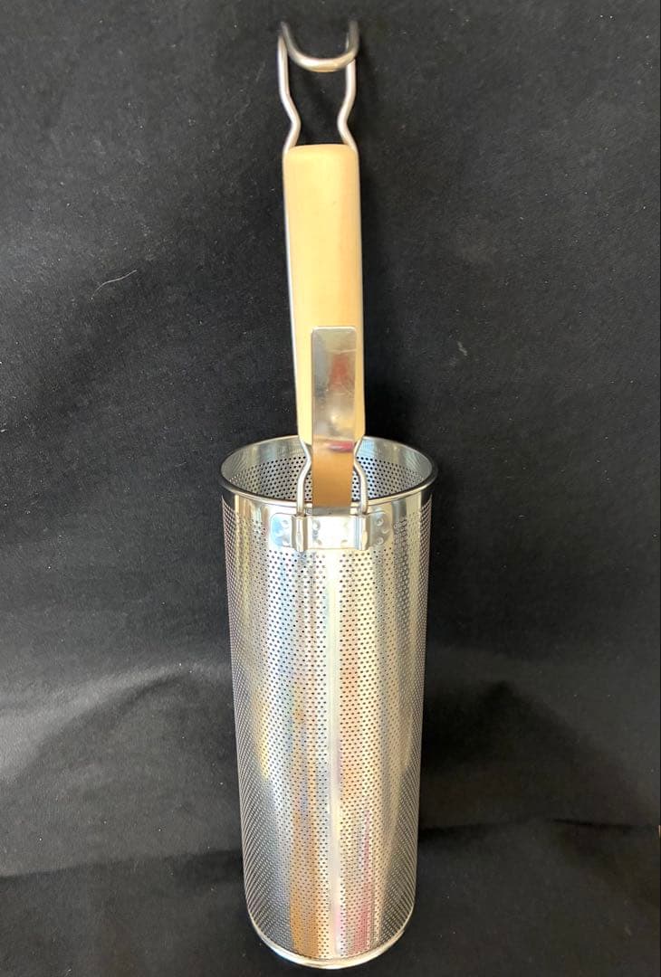 テボ　パスタ　湯切り　パンチング　2点　美品