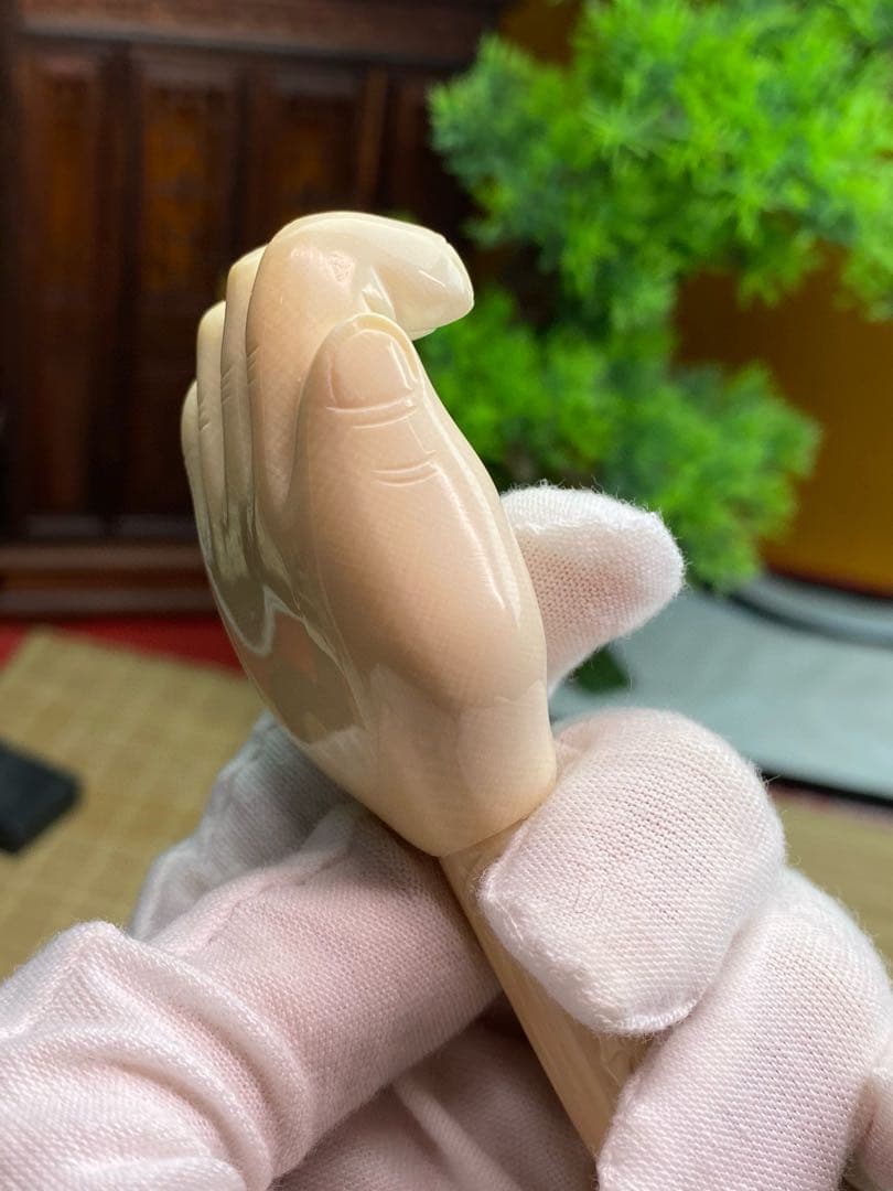 天然マンモス牙美しい手作り彫刻　2孫の手　痒み搔き棒