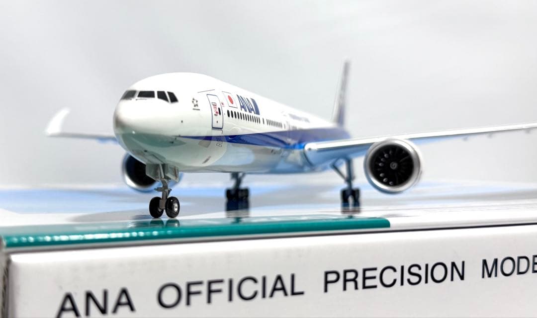 全日空商事 1/200 B777-9 ANA 地上姿勢 NH20160 - メルカリ