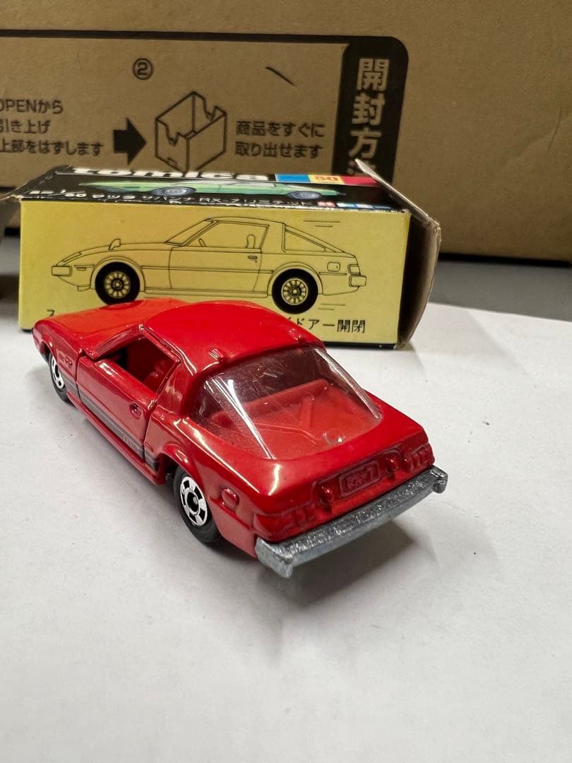 希少日本製トミカ黒箱 マツダサバンナRX-7 赤 SA22 - メルカリ