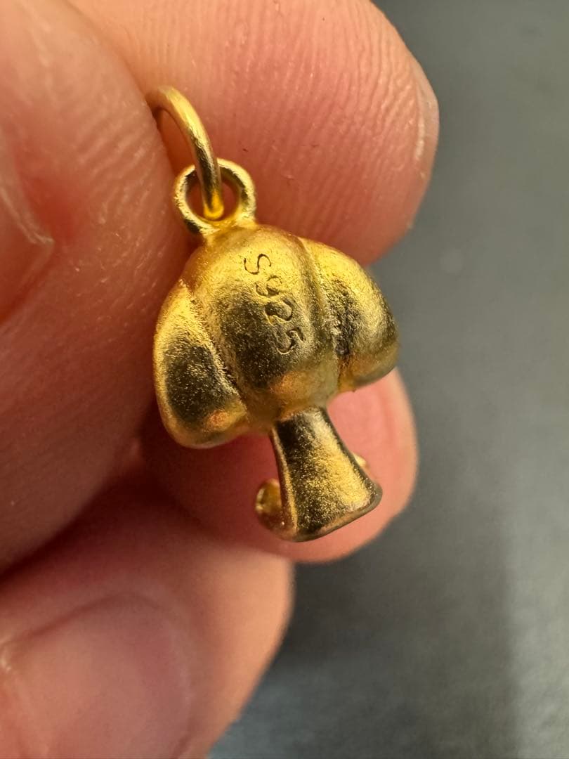 シルバー925素材　犬ペンダント　チャーム　ドッグ