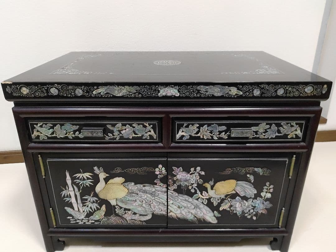 韓国　伝統工芸品　螺鈿細工　花鳥模様　収納棚　キャビネット　送料無料